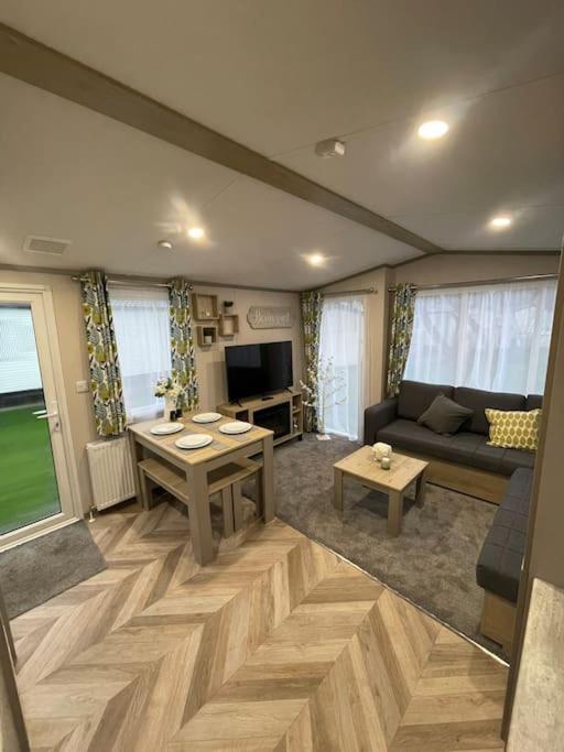 Brand New 6 Berth Holiday Home Селсі Екстер'єр фото